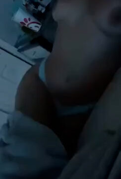 Weluvanahi Nude show on Bed – Onlyfans video